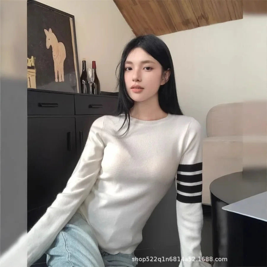 Slim Fit Striped Knitted Long Sleeve T-Shirt Women's Base Shirt Sexy Hot Girl Autumn Winter New Style Polyester Fiber Crew Neck